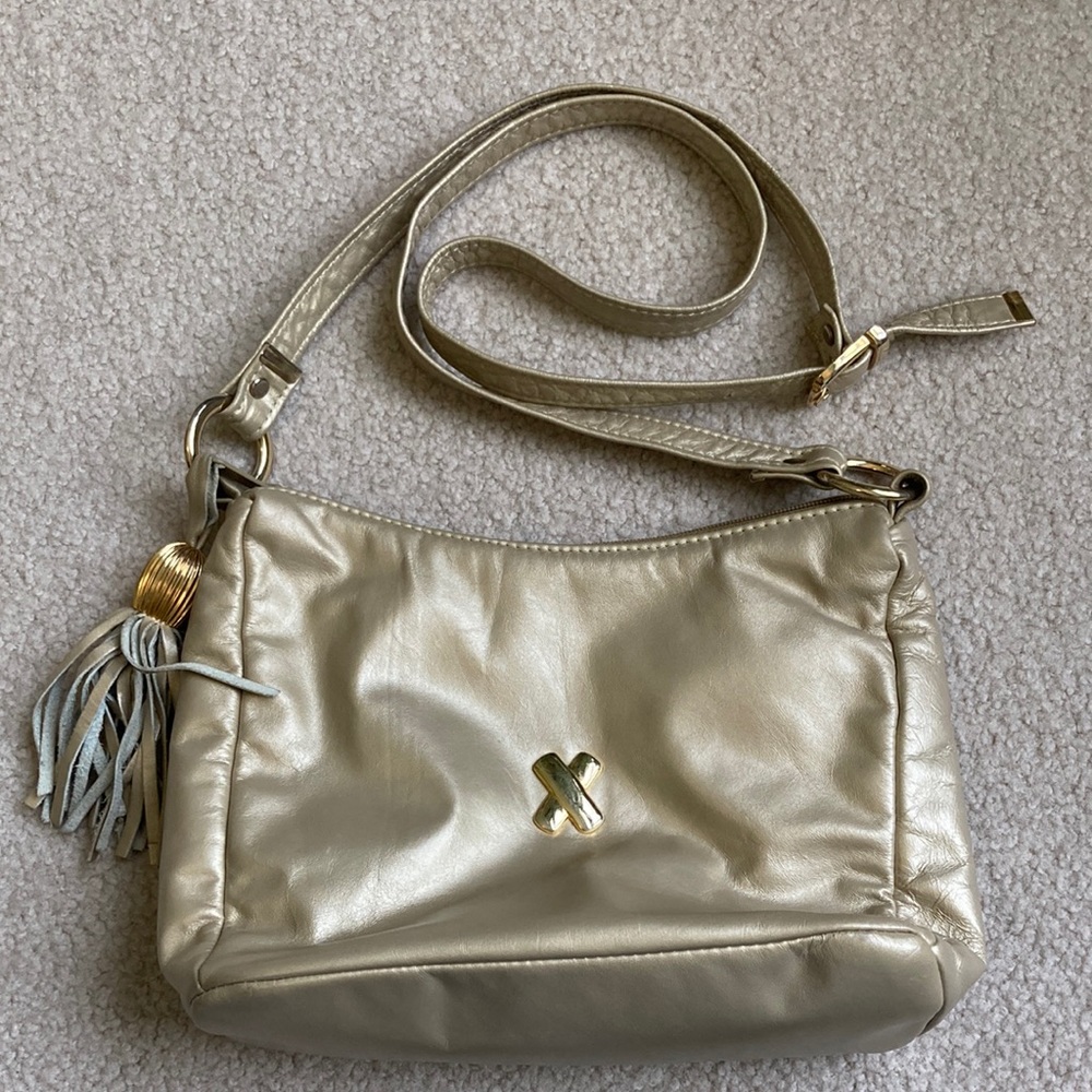 Vintage Pinky crossbody bag.